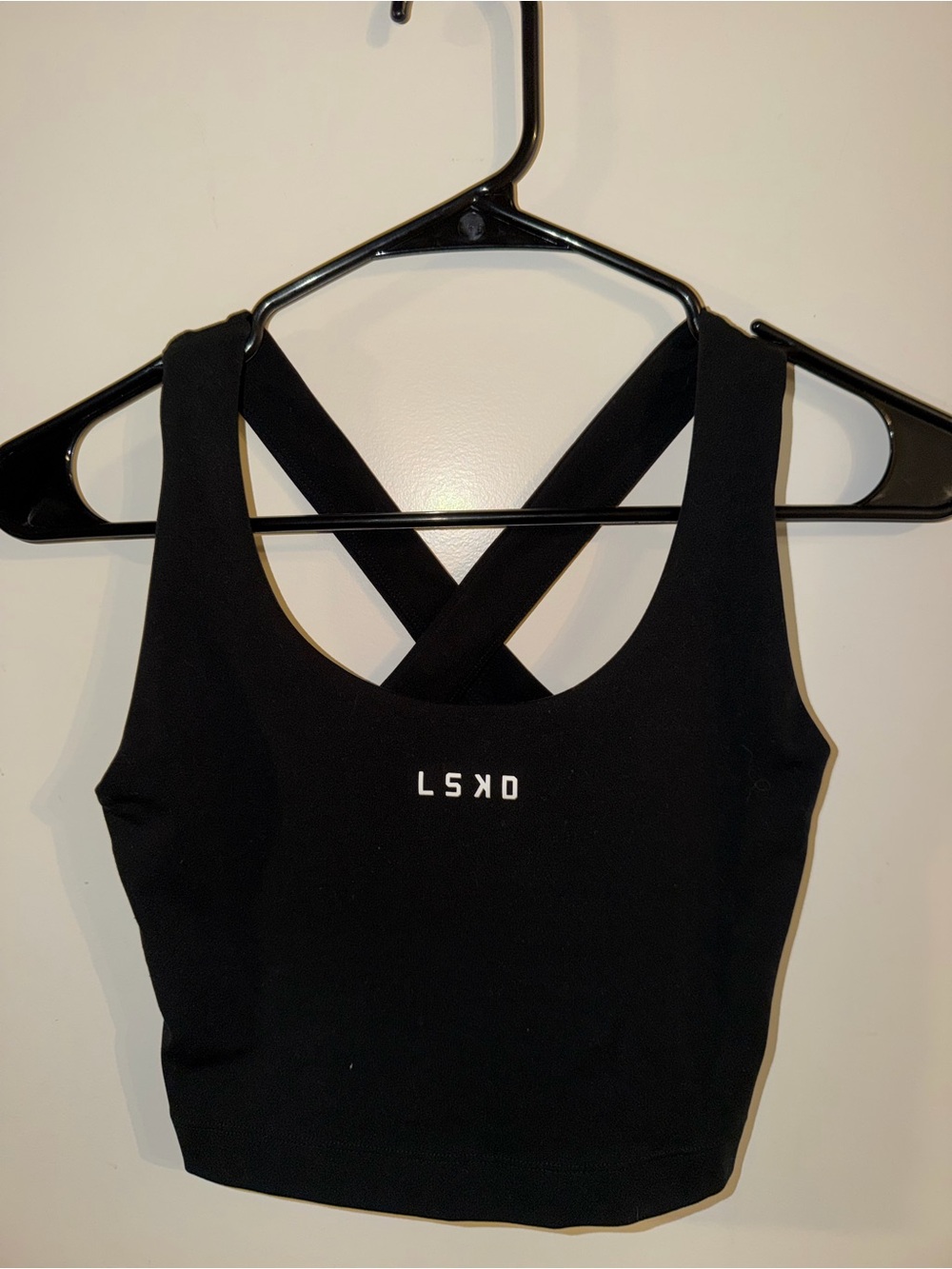 LSKD Black Cross-Back Sports Bra